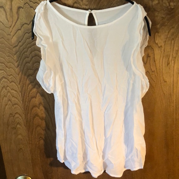 Ruffled sleeve white top - Picture 1 of 3